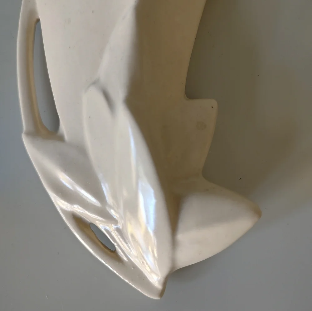 Nelson McCoy Pottery Vintage 1940s Lilybud Wall Pocket White